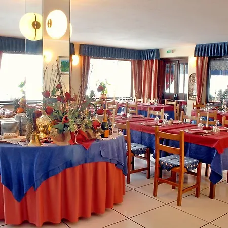 Edelweiss Hotel Cesana Torinese