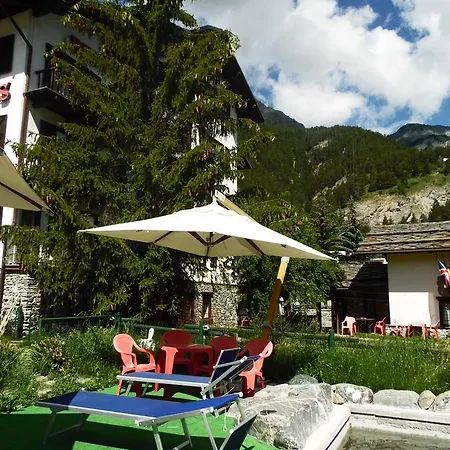 Hotel Edelweiss 4*